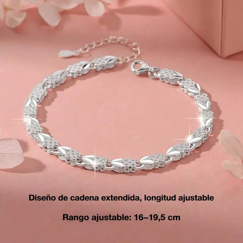 ššćCompra uno y llĆ©vate otro gratis, la opción de regalo perfectaćššPulsera de plata 925 de moda para mujer con trĆ©bol de cuatro hojasć50% de descuentoć