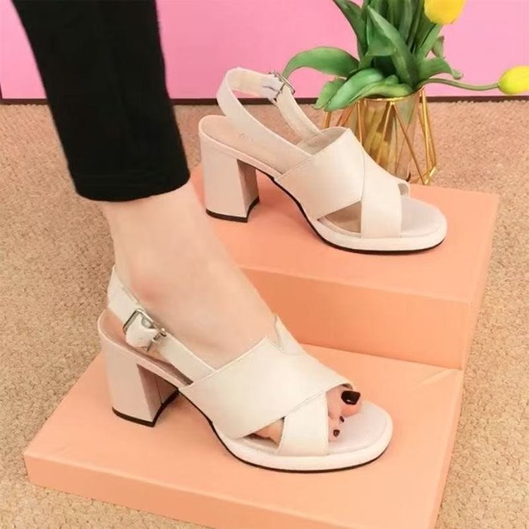 👡【35-40】Sandale la modă cu toc înalt, în stil gură de pește, cu vârful deschis --3972994