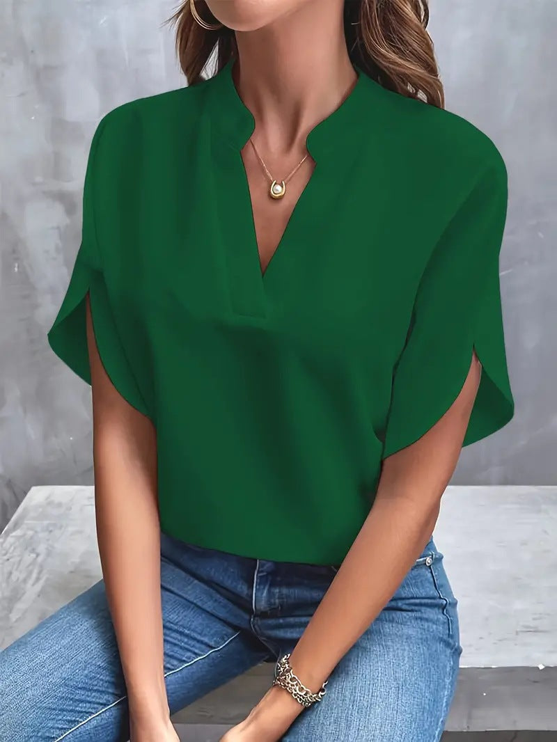🌸👚【S-2XL】2026 Ležerna jednobojna svestrana majica s V-izrezom.