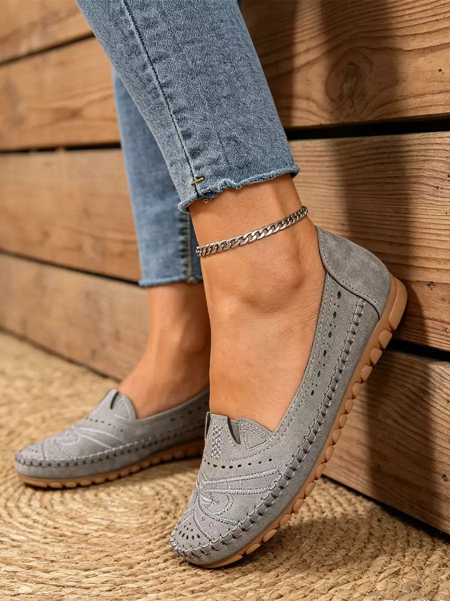 【36-43】👡💞Retro stil perforiranih ležernih balerinki｜Mekani potplat, svakodnevna udobnost｜Slip-on, plus veličine
