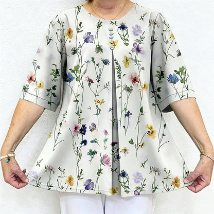 Ženski ljetni top – udoban, fleksibilan i ležeran, s elegantnim, uskim krojem.