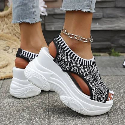 ✨【Novi artikli s 50% popusta, ograničeno vrijeme】👟Super mekane sportske sandale s debelim potplatom—Ispravljaju držanje, olakšavaju hodanje i štite vaša stopala. ✅Plaćanje pouzećem dostupno