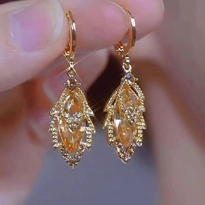 🔥【Cumpărați 1, primiți 1 gratuit】💥【2025 New Style】Cercei eleganti din aur cu diamante strălucitoare--3904982