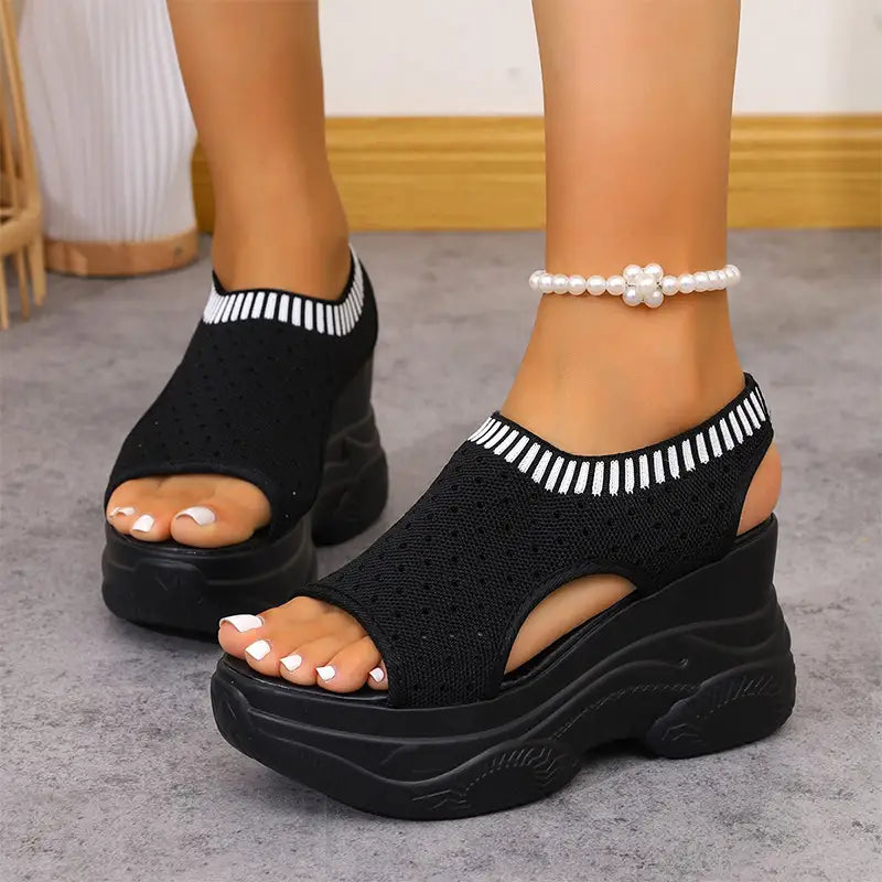 ✨【Novi artikli s 50% popusta, ograničeno vrijeme】👟Super mekane sportske sandale s debelim potplatom—Ispravljaju držanje, olakšavaju hodanje i štite vaša stopala. ✅Plaćanje pouzećem dostupno