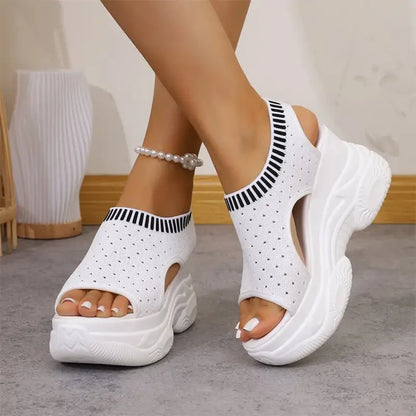 ✨【Novi artikli s 50% popusta, ograničeno vrijeme】👟Super mekane sportske sandale s debelim potplatom—Ispravljaju držanje, olakšavaju hodanje i štite vaša stopala. ✅Plaćanje pouzećem dostupno