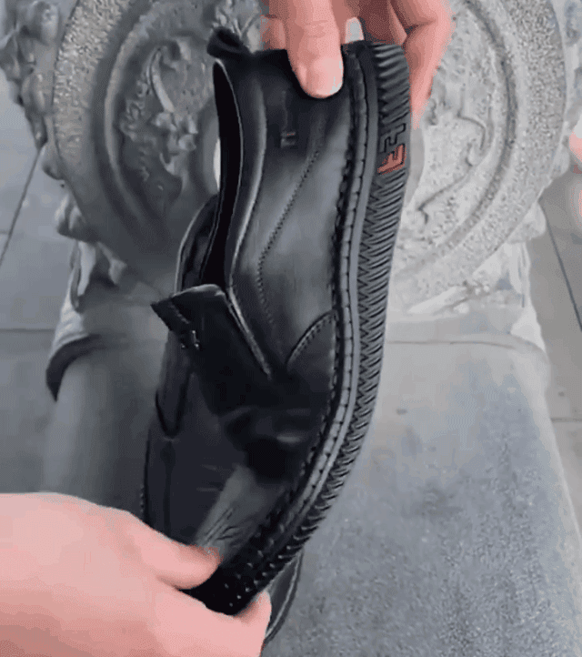 🔥【Oferta especial】Zapatos casuales de cuero genuino hechos a mano para hombre, transpirables y cómodos, modelo 2026