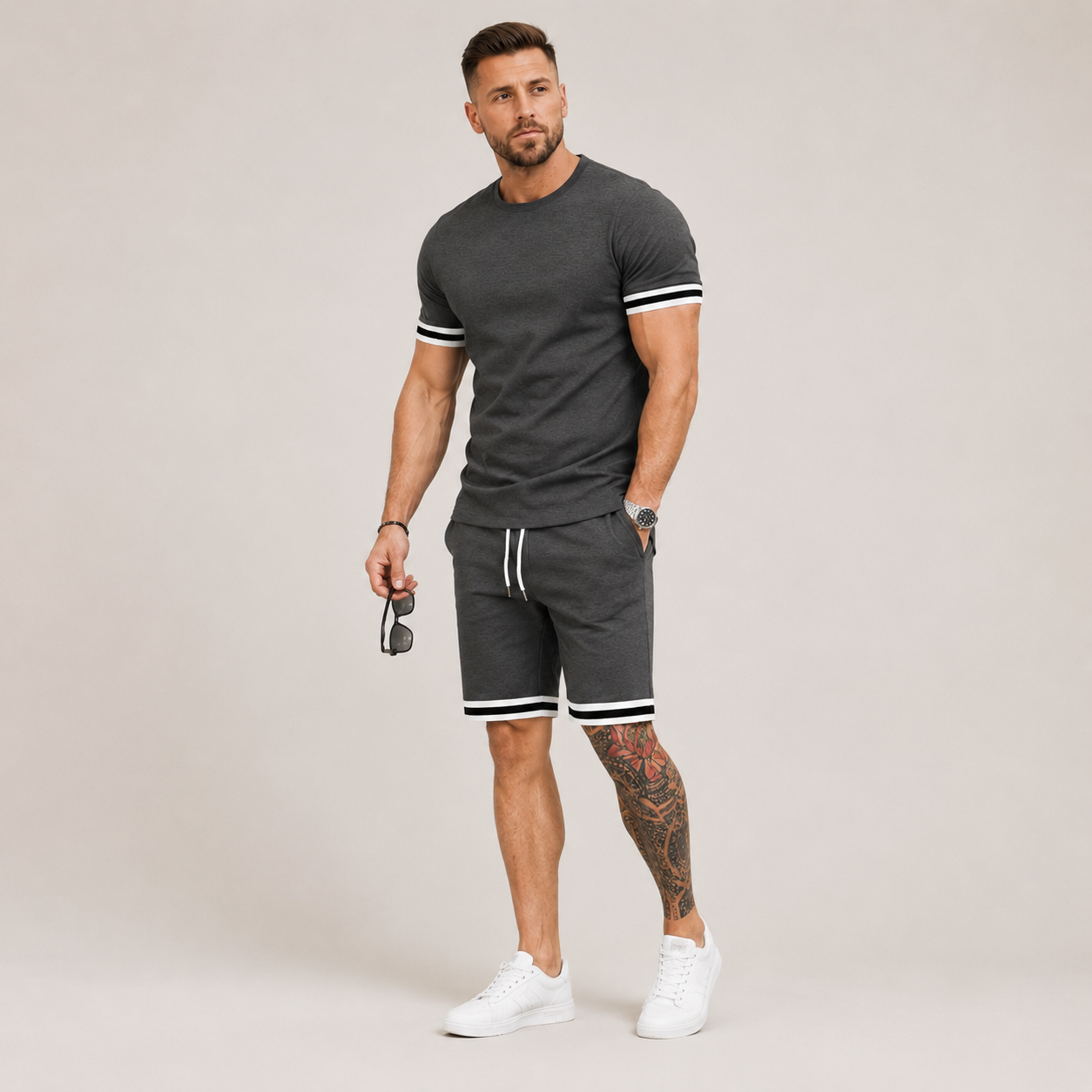 🔥【Popust na novo】【S-3XL】🔥 Muško odijelo za plažu širokog kroja, mekano i prozračno, vrlo fleksibilno i udobno, omogućuje nesmetano kretanje.