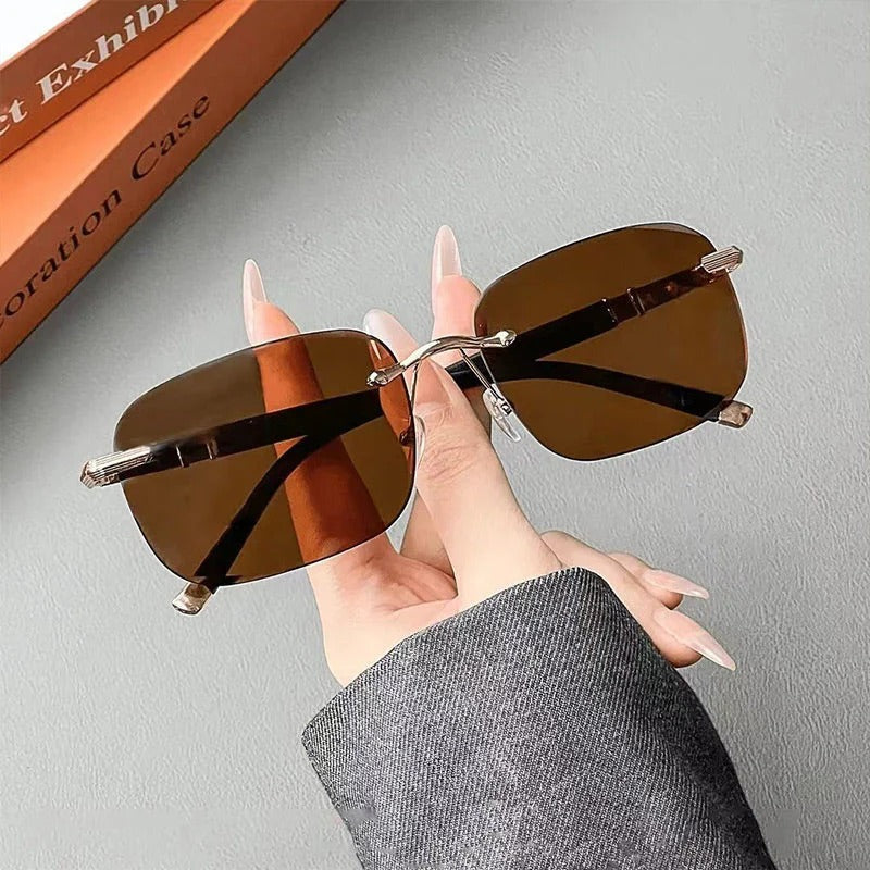 🕶️✨ Polarizirane sunčane naočale – jasan vid, maksimalna zaštita i moderan stil【🎁 Uključuje kožnu futrolu za naočale + krpicu za čišćenje — praktično i elegantno】