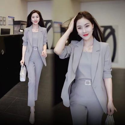 🏆50% popusta👚👖 Moderno ležerno odijelo iz tri dijela (sako + prsluk + hlače) — Potpuno novo, elegantno, svestrano✨