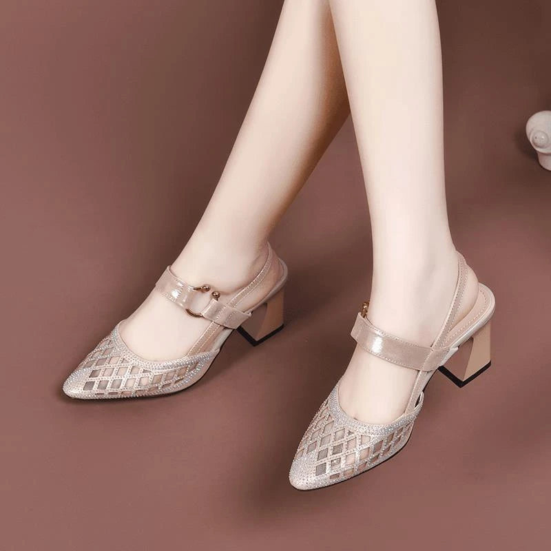 ✨🔥【👠Ofertă specială pentru produse noi】【35-40】2025 noi tocuri cu pană ascuțite cu design gol pentru femei --3896047