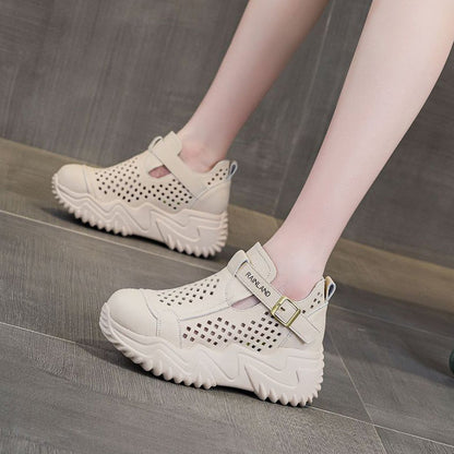 👟【35-40】Sandale de damă noi cu talpă groasă, scobită în interior, 2025