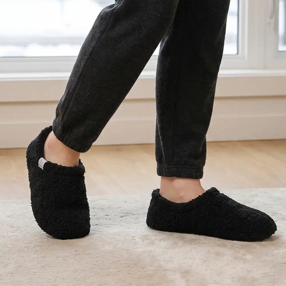 【36-45】Najpredávanejšie unisex zimné domáce papuče – mäkká podrážka, uzavretá päta, tiché, s pamäťovou penou
