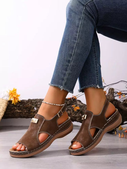 【50% popusta】👡 Elegantne sandale s elastičnom trakom, posebno dizajnirane za žene većih veličina | Udobne i za isticanje visine | Veličine [36-43]