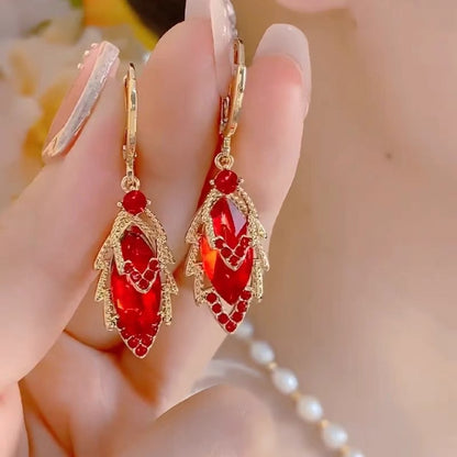 🔥【Cumpărați 1, primiți 1 gratuit】💥【2025 New Style】Cercei eleganti din aur cu diamante strălucitoare--3904982